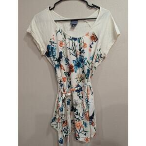 Pretty cream and floral print tie back blouse by Oh Baby! by Motherhood, M